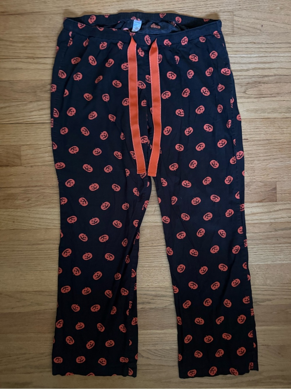 Black Pumpkin Print Lounge Pants